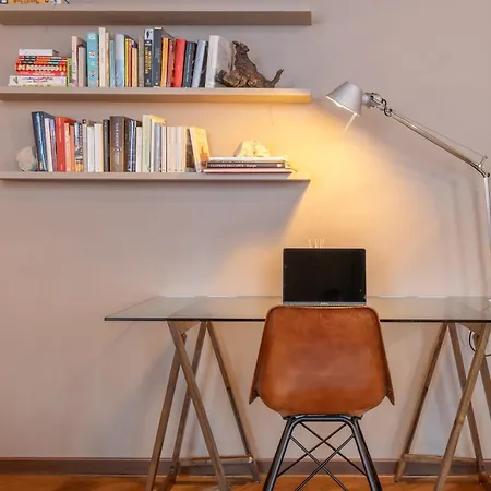 La Stazione Degli Artisti Triëst